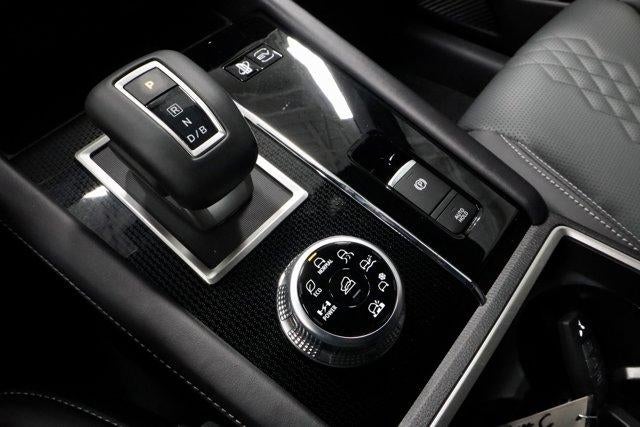 2025 Mitsubishi Outlander Plug-In Hybrid SEL Black Edition