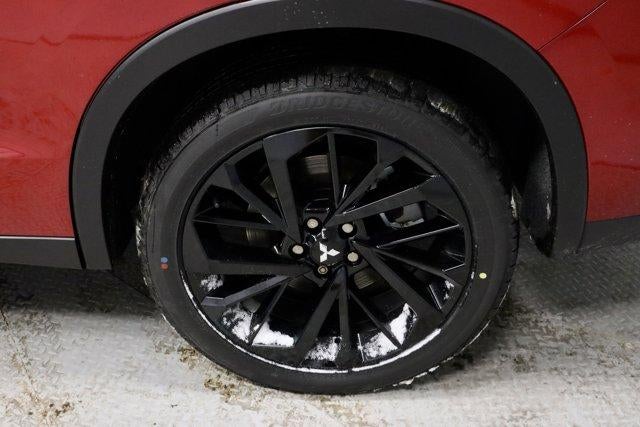 2025 Mitsubishi Outlander Plug-In Hybrid SEL Black Edition