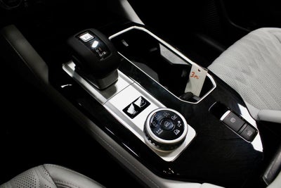 2026 Mitsubishi Outlander Plug-In Hybrid SEL