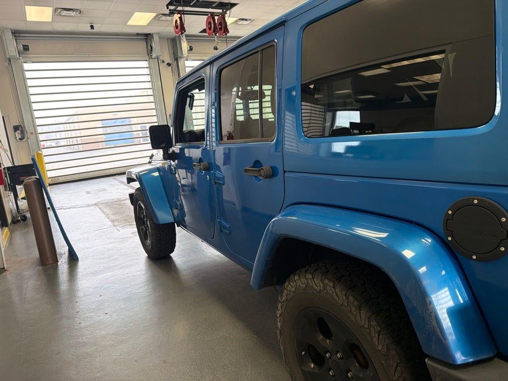 2015 Jeep Wrangler Unlimited Sahara Altitude