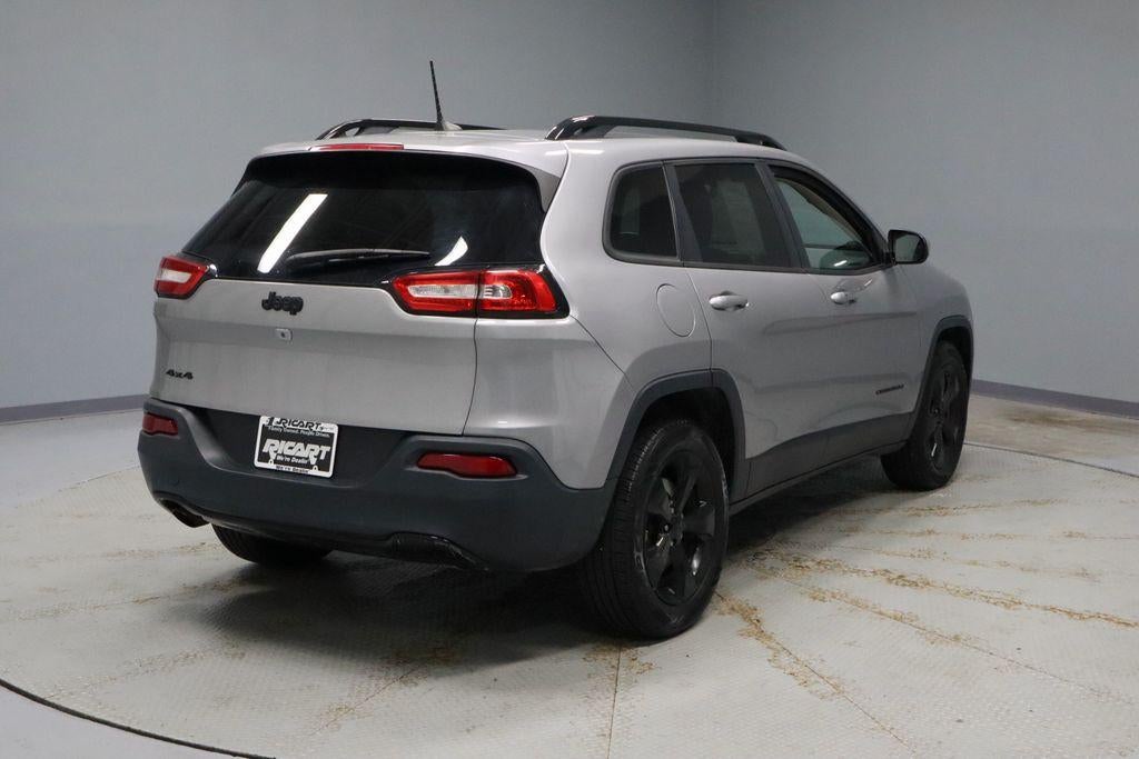 2016 Jeep Cherokee Altitude