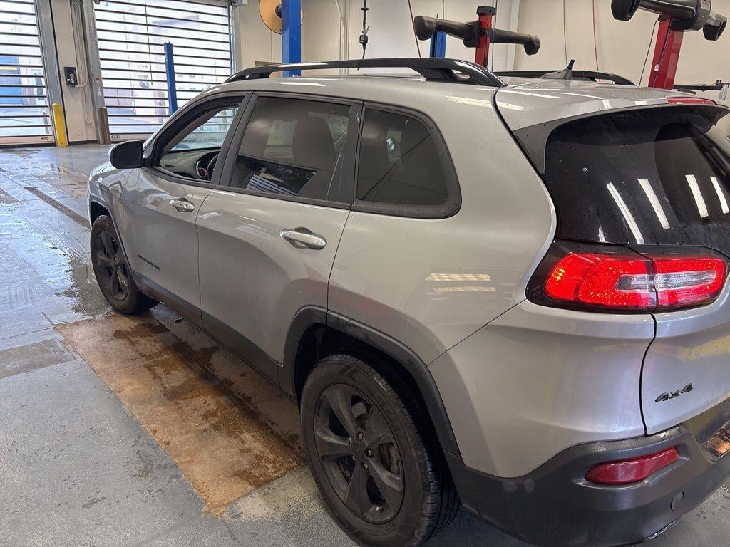 2016 Jeep Cherokee Altitude