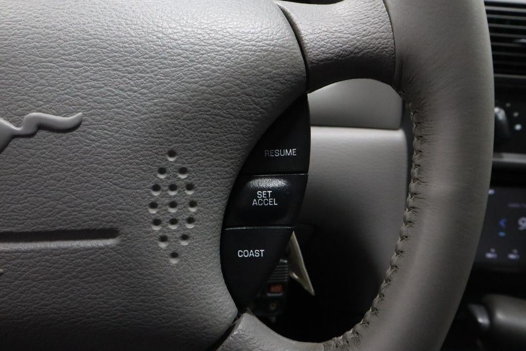 2002 Ford Mustang V6