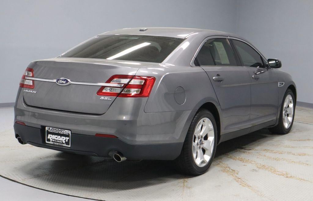 2013 Ford Taurus SEL