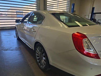 2014 Lincoln MKS Base