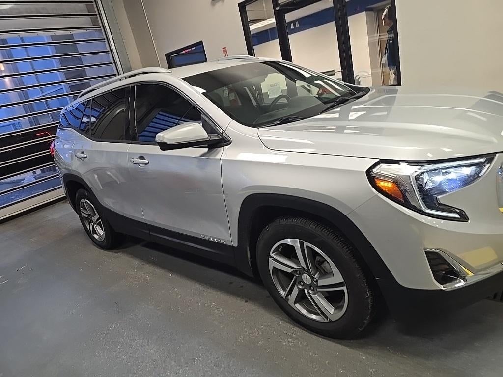 2020 GMC Terrain SLT