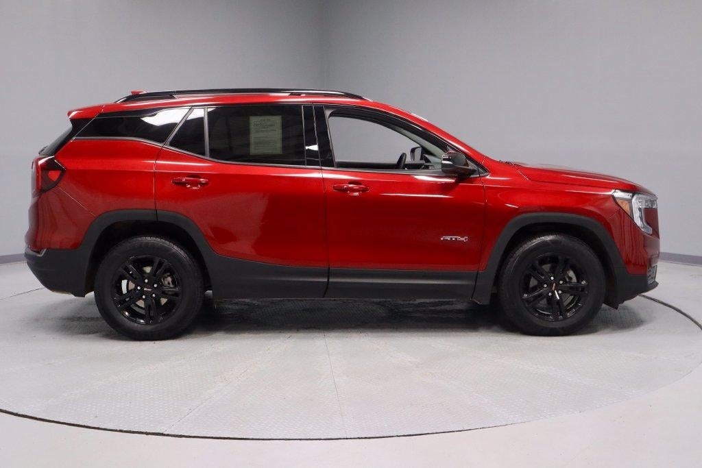 2024 GMC Terrain AT4