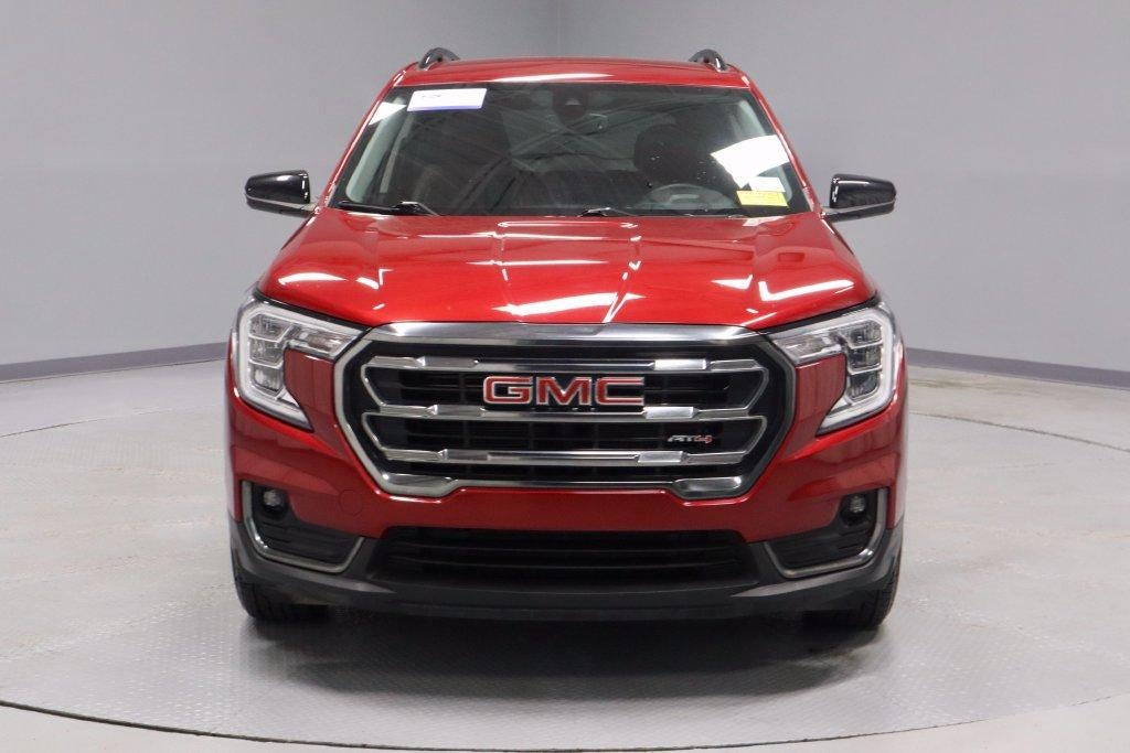 2024 GMC Terrain AT4
