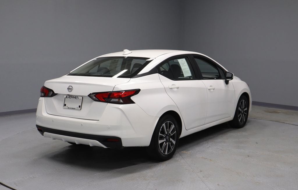 2022 Nissan Versa SV