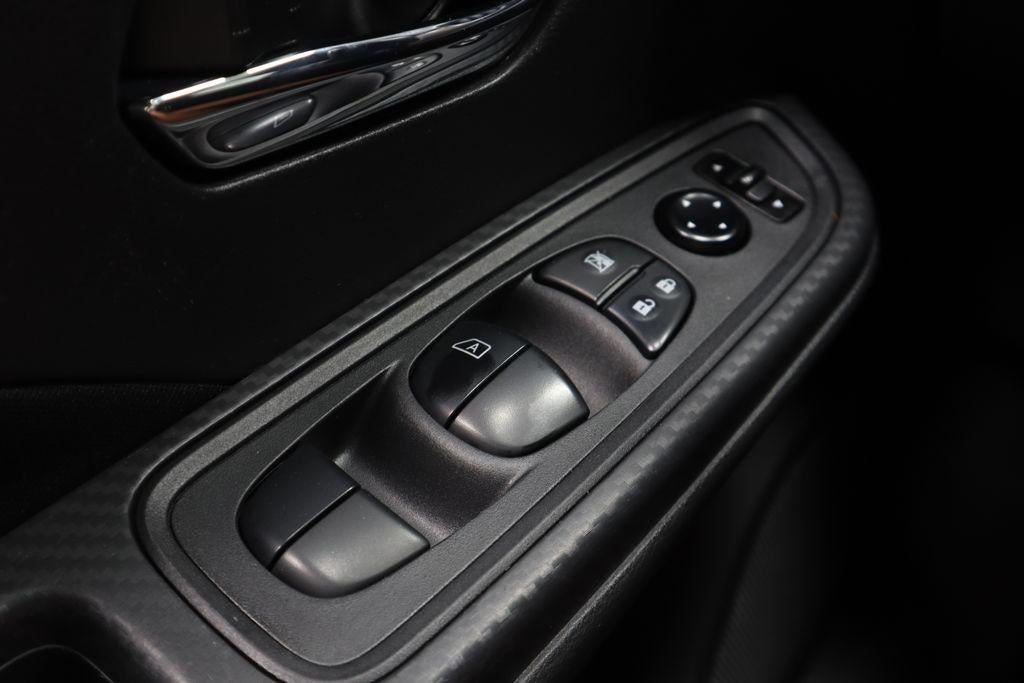 2022 Nissan Versa SV