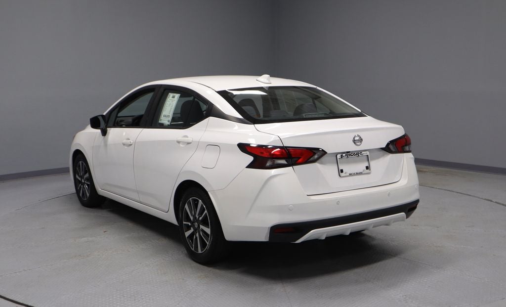 2022 Nissan Versa SV