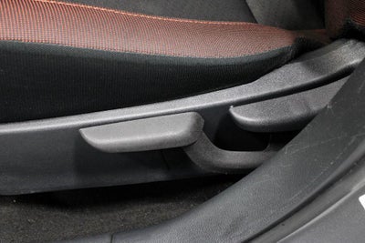 2024 Nissan Versa SR