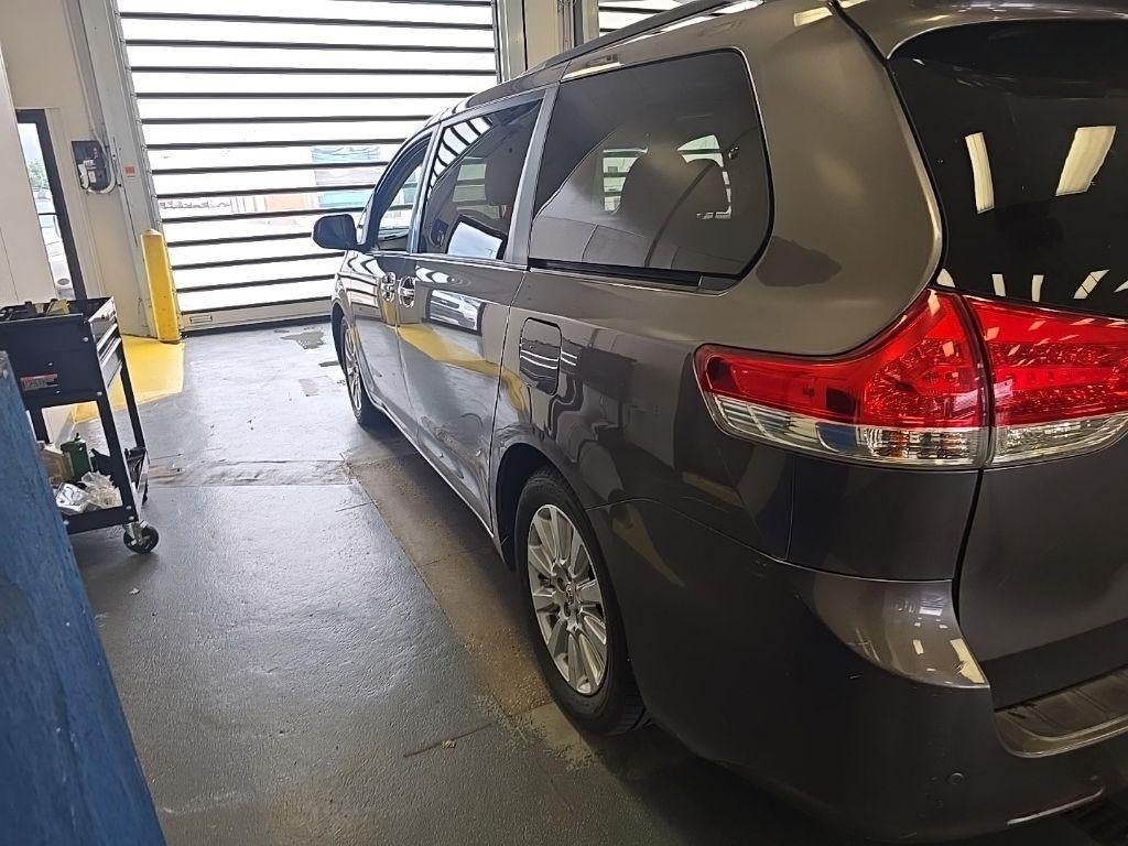 2011 Toyota Sienna Ltd