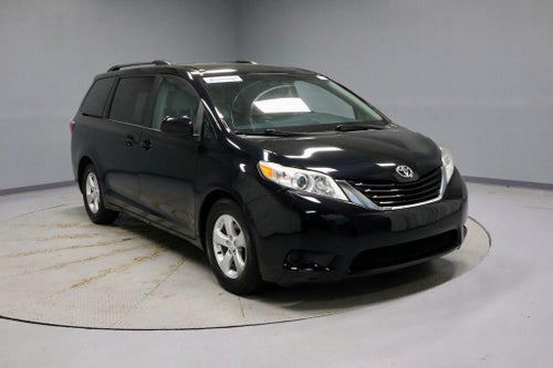 2016 Toyota Sienna LE