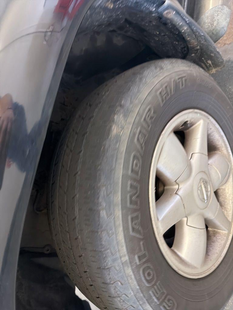 2002 Nissan Pathfinder SE
