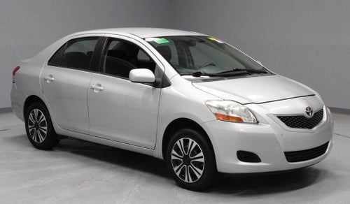 2010 Toyota Yaris Base