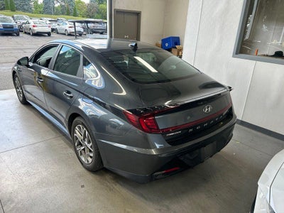 2022 Hyundai SONATA SEL