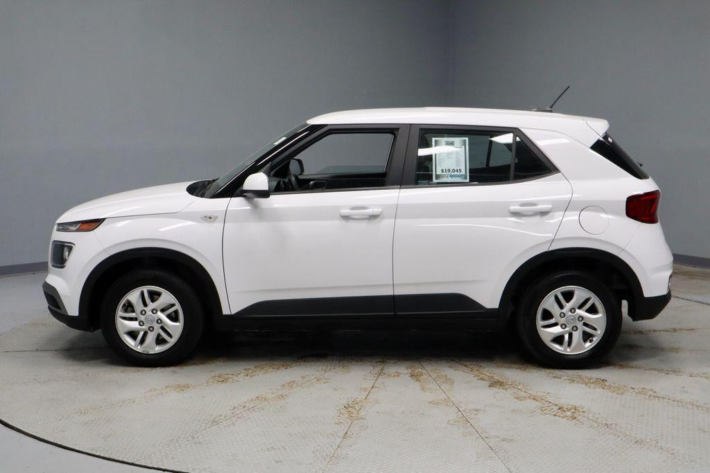 2023 Hyundai VENUE SE