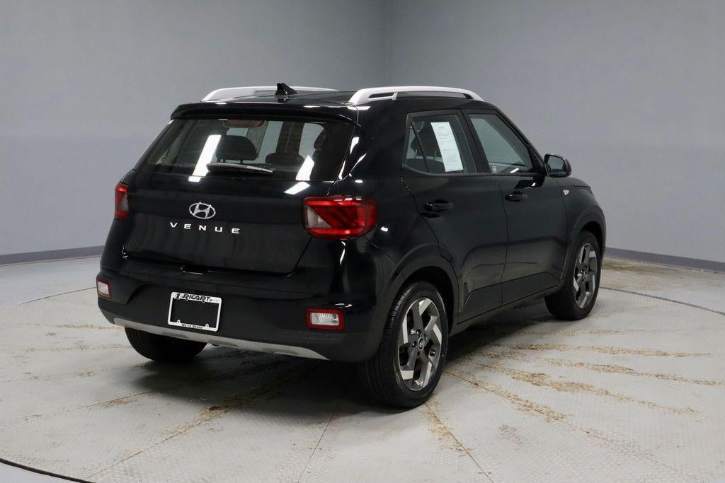 2021 Hyundai VENUE SEL