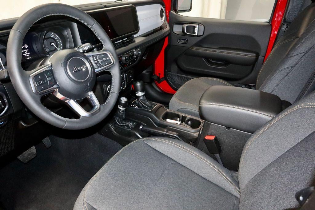 2025 Jeep Wrangler 4xe Sahara 4x4