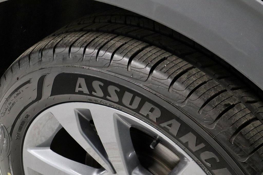 2023 Ford Explorer XLT 4WD