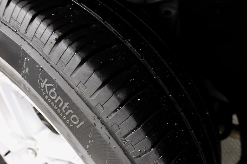 2025 Ford Explorer Active 4WD