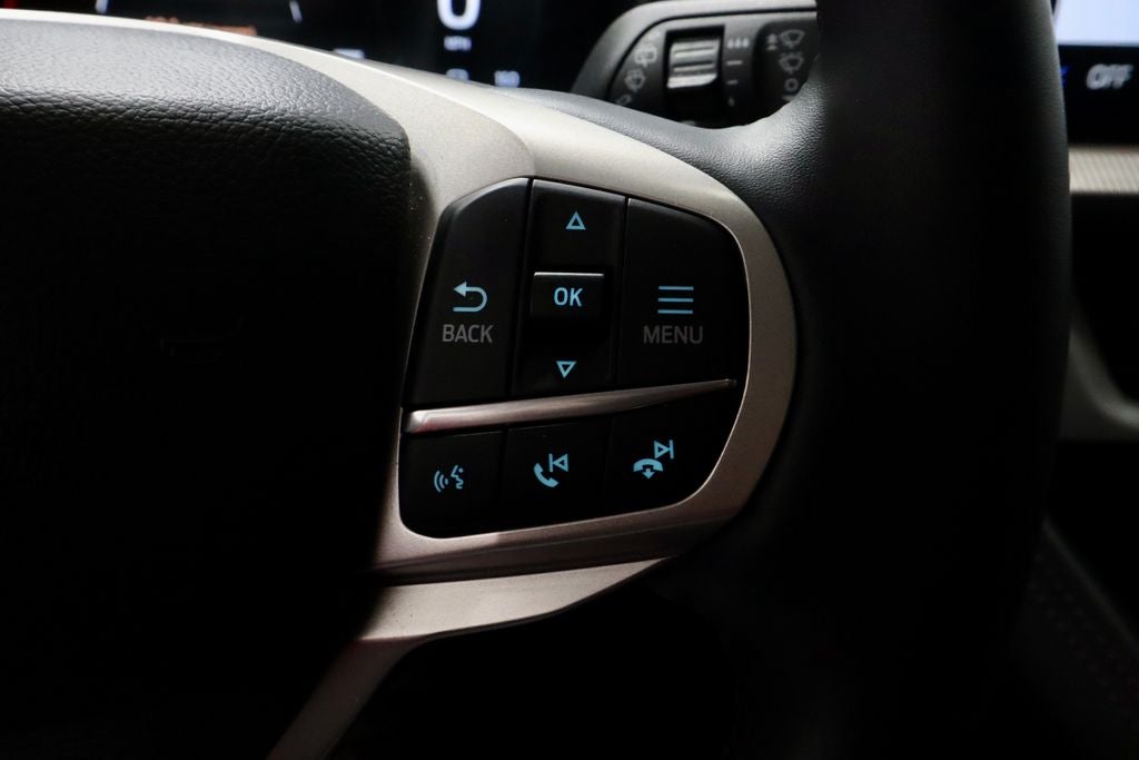 2025 Ford Explorer Active 4WD