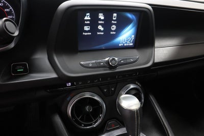 2018 Chevrolet Camaro 2dr Coupe 1LT