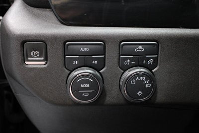 2022 Chevrolet Silverado 1500 Crew Cab Short Box 4-Wheel Drive LT 2FL