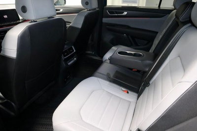 2025 Volkswagen Atlas Cross Sport 2.0T SEL R-Line Black 4MOTION