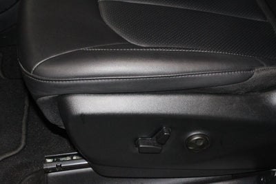 2025 Chrysler Pacifica Select FWD