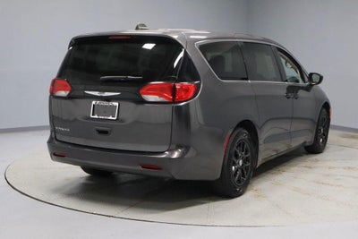 2023 Chrysler Voyager LX FWD