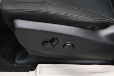 2023 Chrysler Voyager LX FWD