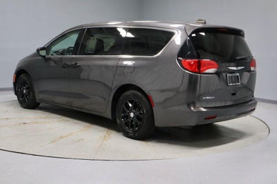 2023 Chrysler Voyager LX FWD