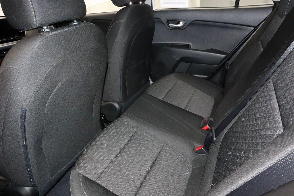 2023 Kia Rio LX IVT