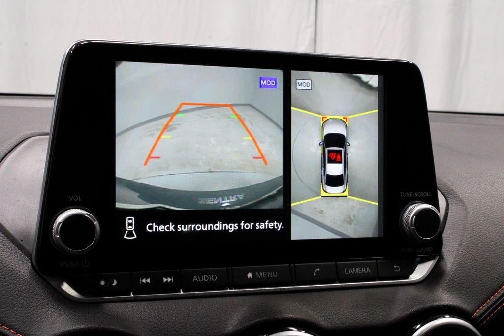 2025 Nissan Sentra SR CVT