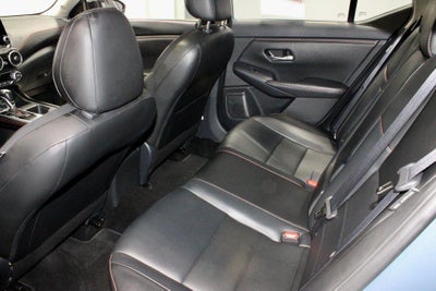 2025 Nissan Sentra SR CVT