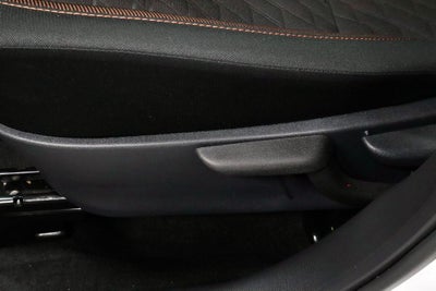 2024 Nissan Kicks SR FWD
