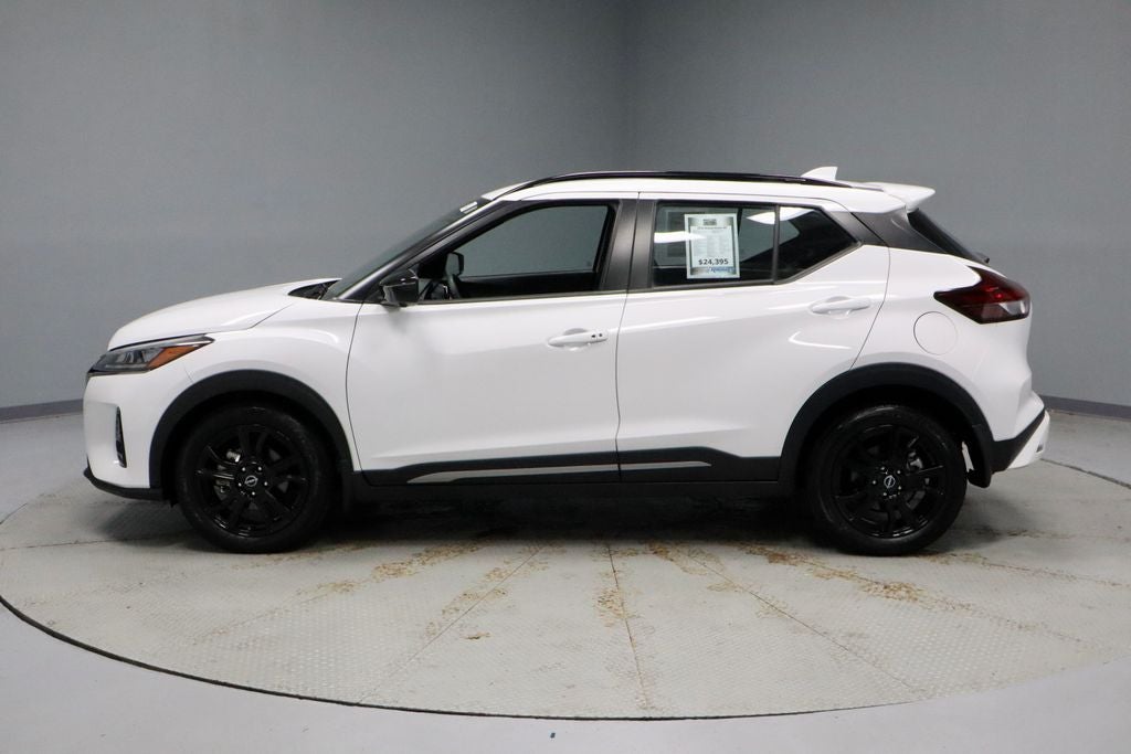 2024 Nissan Kicks SR FWD