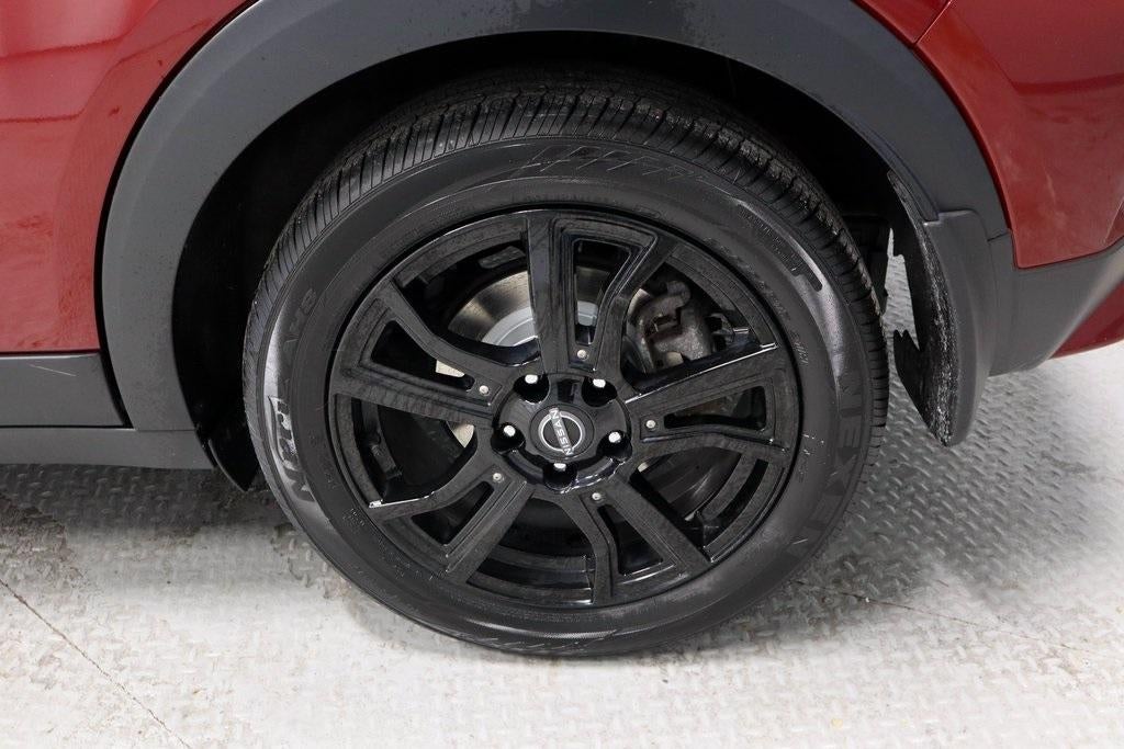 2023 Nissan Kicks SR FWD