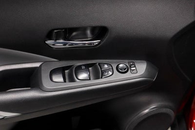 2023 Nissan Kicks SR FWD