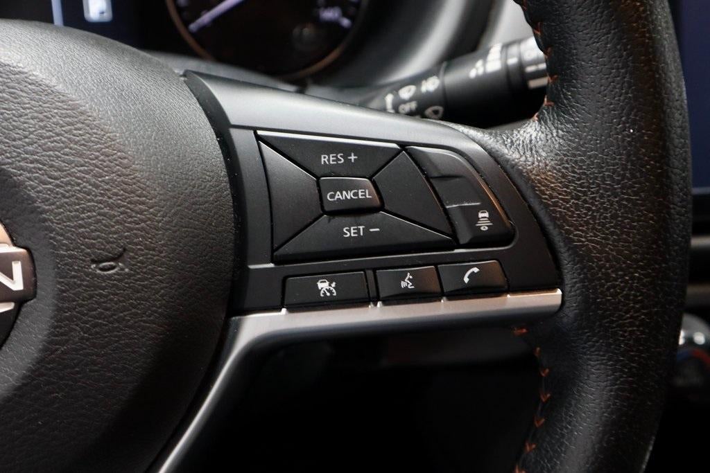 2023 Nissan Kicks SR FWD