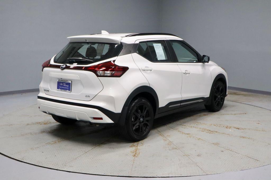 2024 Nissan Kicks SR FWD