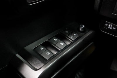 2022 Toyota Tacoma 4WD 4WD TRD Sport Double Cab 5' Bed V6 MT (Natl)