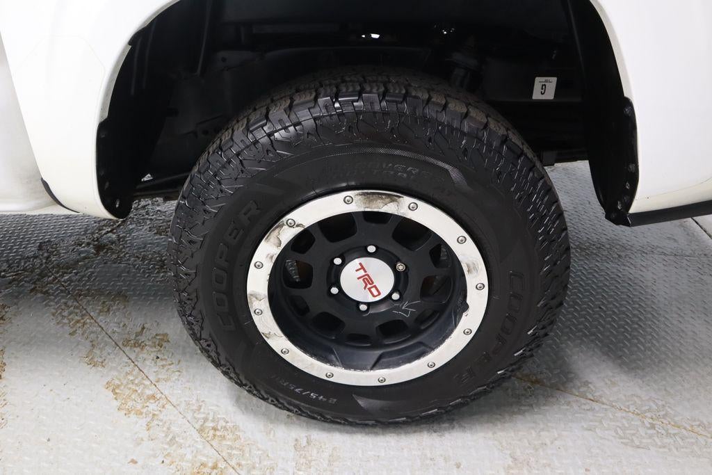 2023 Toyota Tacoma 4WD 4WD SR Double Cab 5' Bed V6 AT (GS)