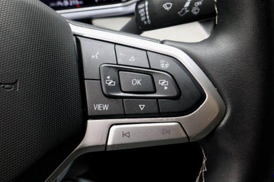 2025 Volkswagen Taos SE 4MOTION