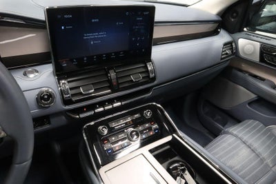 2024 Lincoln Navigator L Black Label 4x4