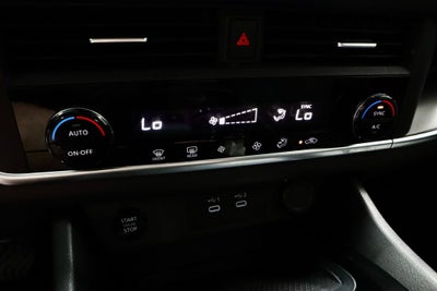 2025 Nissan Rogue AWD SV