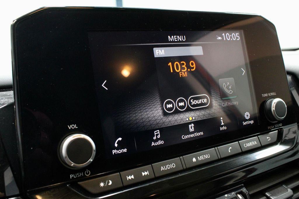 2024 Nissan Pathfinder SV 4WD