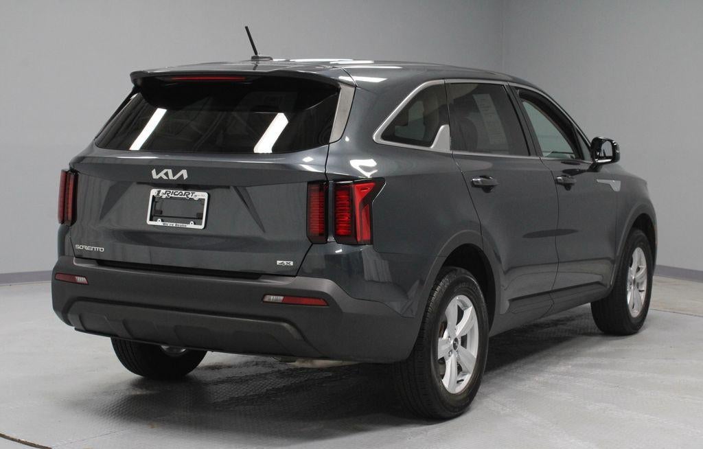 2023 Kia Sorento LX AWD